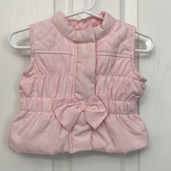 Genuine Kids OshKosh B’Gosh 0-3 Month Baby Girls Bow Puffer Vest - Picture 1 of 3